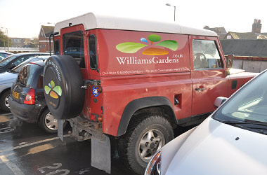 Williams Gardens Land Rover